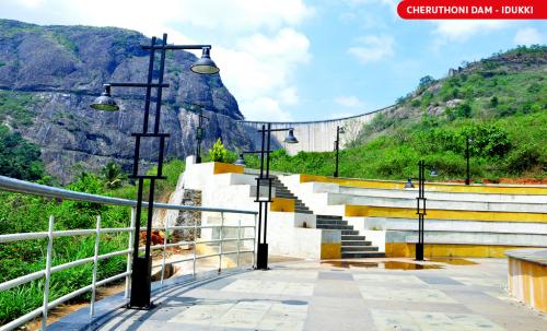 CHERUTHONI DAM IDUKKI